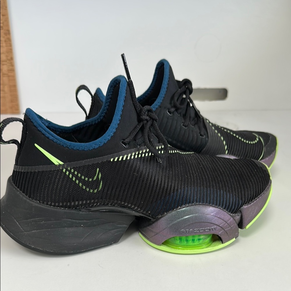 Nike Super Reps Women's 6.5 Black and Green Athletic Workout/Athletic Shoes - Picture 4 of 7